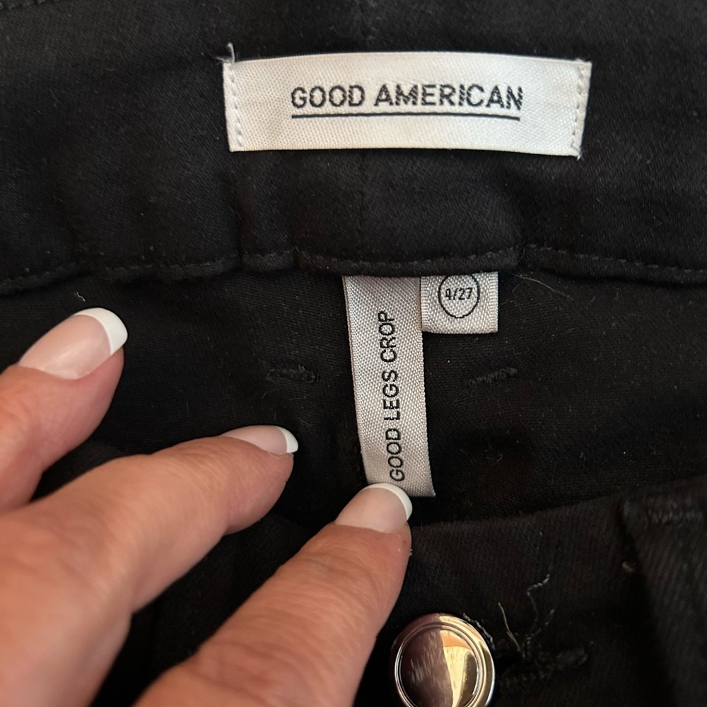 Good American Good Legs Crop Black Jeans Sz 4/27 - Picture 3 of 6
